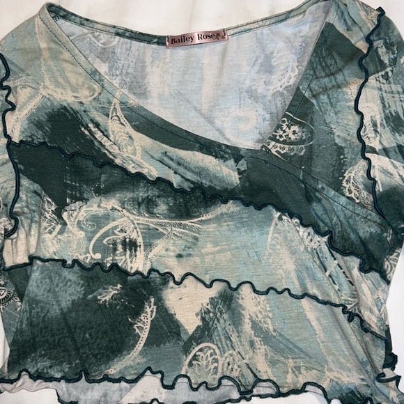 Perfect Condition Crop Top - Picture 2 of 2